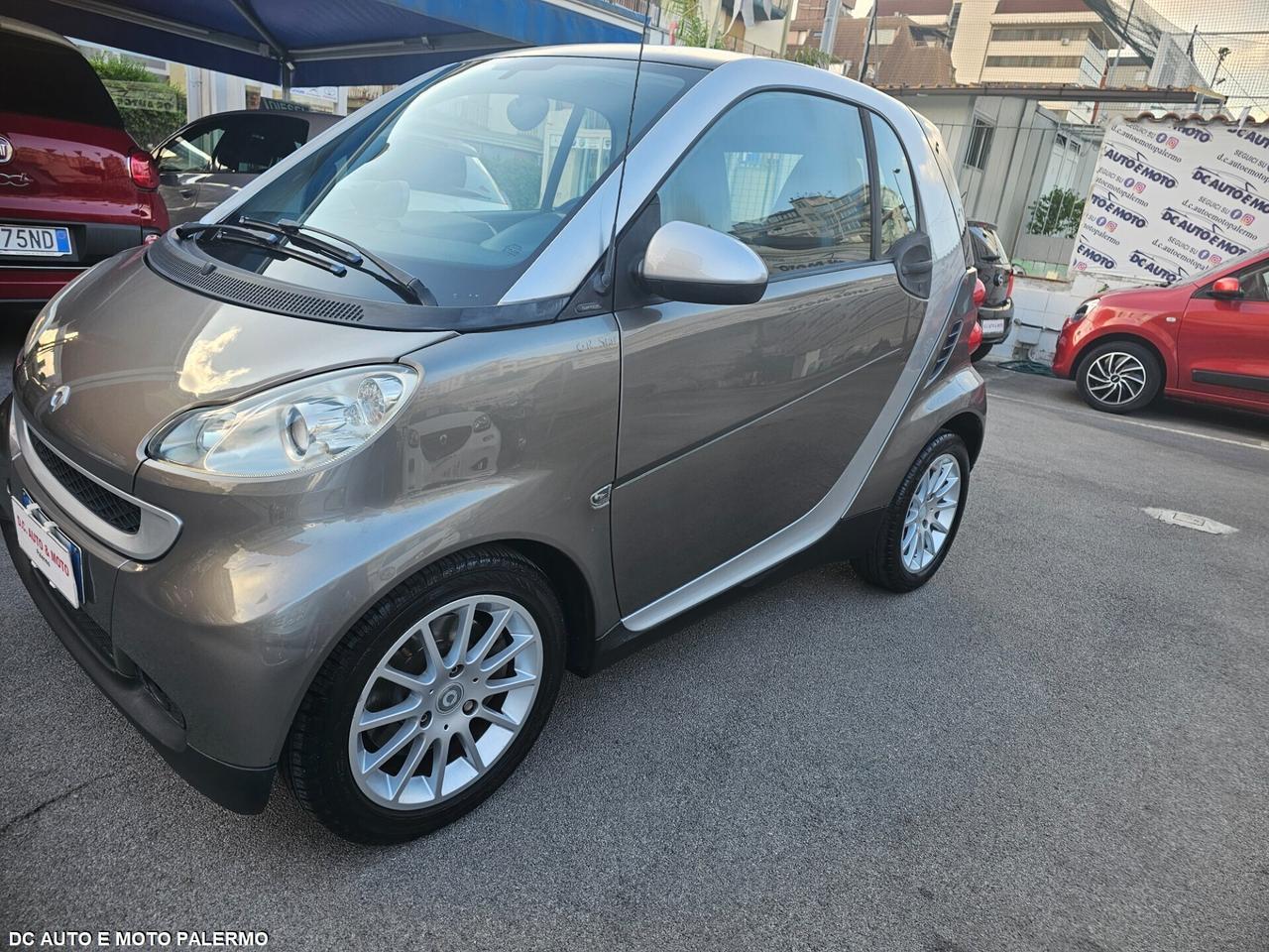 Smart ForTwo 1000 52 kW MHD 71CV.Passion..2009