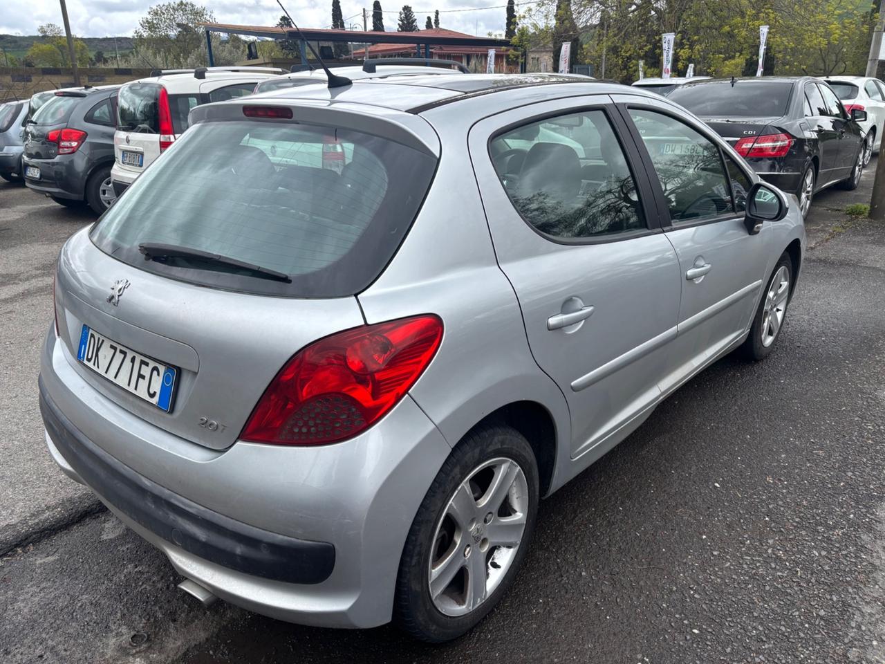 Peugeot 207 1.6 HDi 110CV 5p. XS