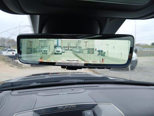 DODGE RAM 1500 5.7 GPL V8 Limited Night N1