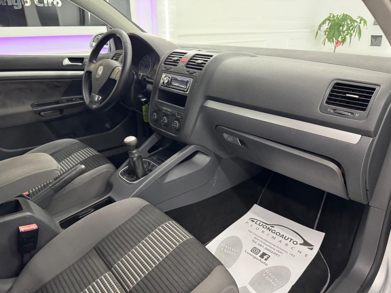 Volkswagen Golf 1.6 Comfortline