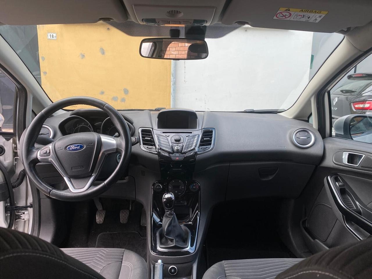 Ford Fiesta 1.4 Titanium GPL - NEOPATENTATI - GARANZIA 12 MESI
