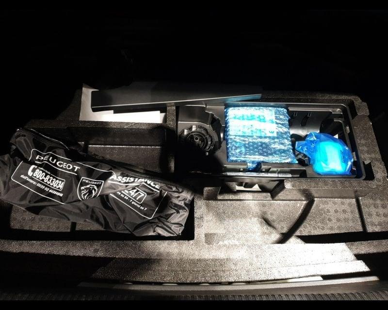 Peugeot 308 3ª serie Hybrid 136 e-DCS6 GT