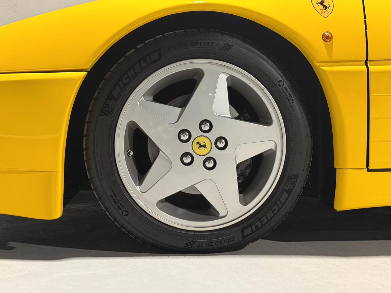 Ferrari 348 Spider cat