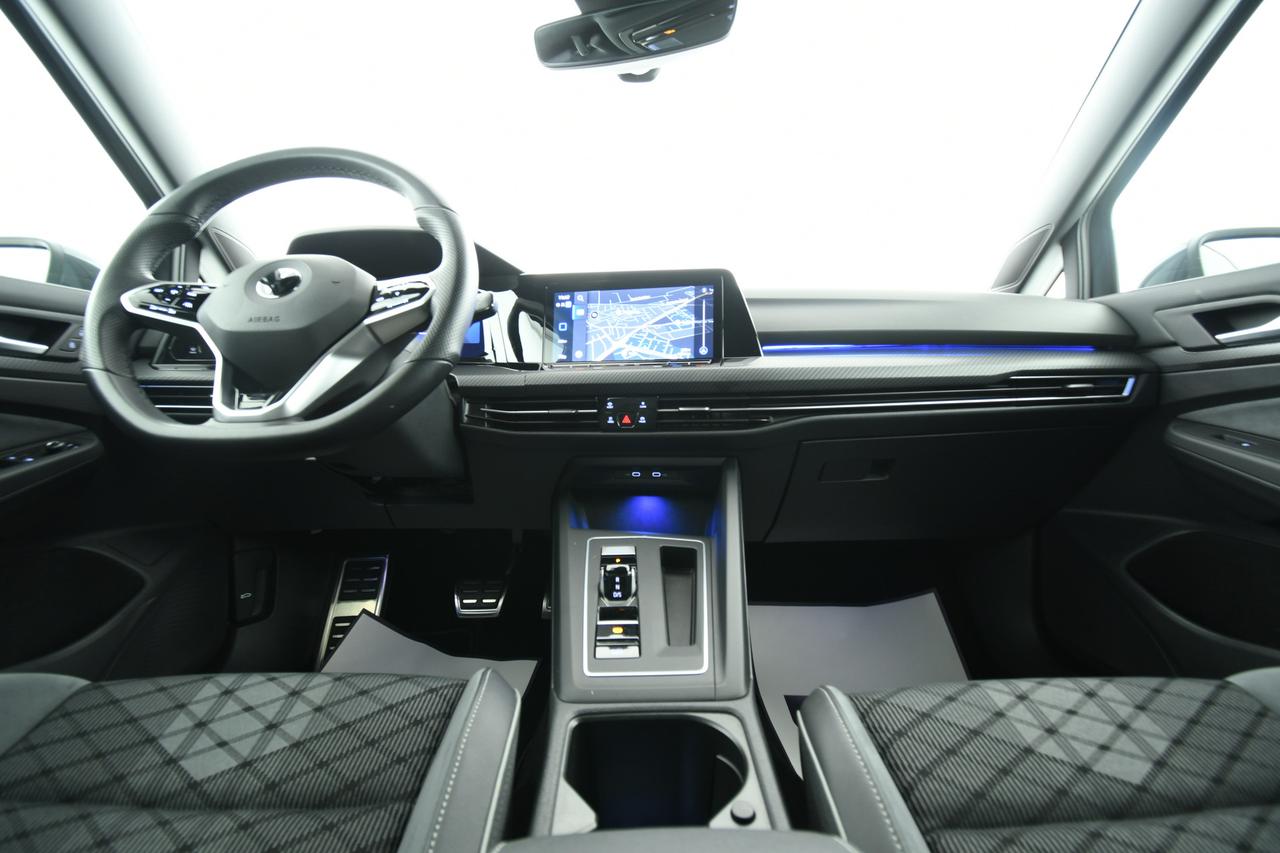 VOLKSWAGEN Golf 1.5 etsi evo R-Line 130cv dsg NEOPATENTATI+ACC+APPLE CARPLAY