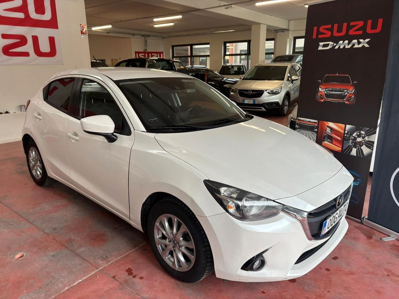 Mazda 2 serie3 Diesel 1500 CV 105 EURO 6B Km 93.543 certificati Garanzia 12 mesi