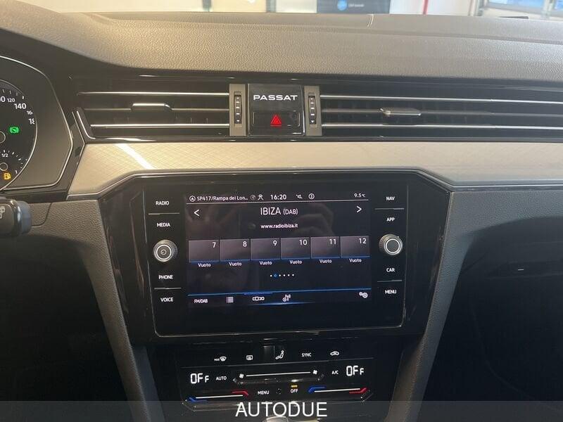 Volkswagen Passat VARIANT 2.0 TDI BUSINESS DSG 150CV