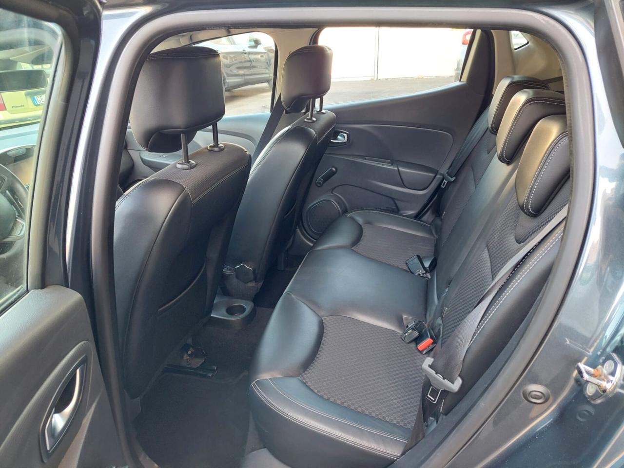 Renault Clio dCi 8V 90CV EDC Start&Stop 5 porte Energy Intens