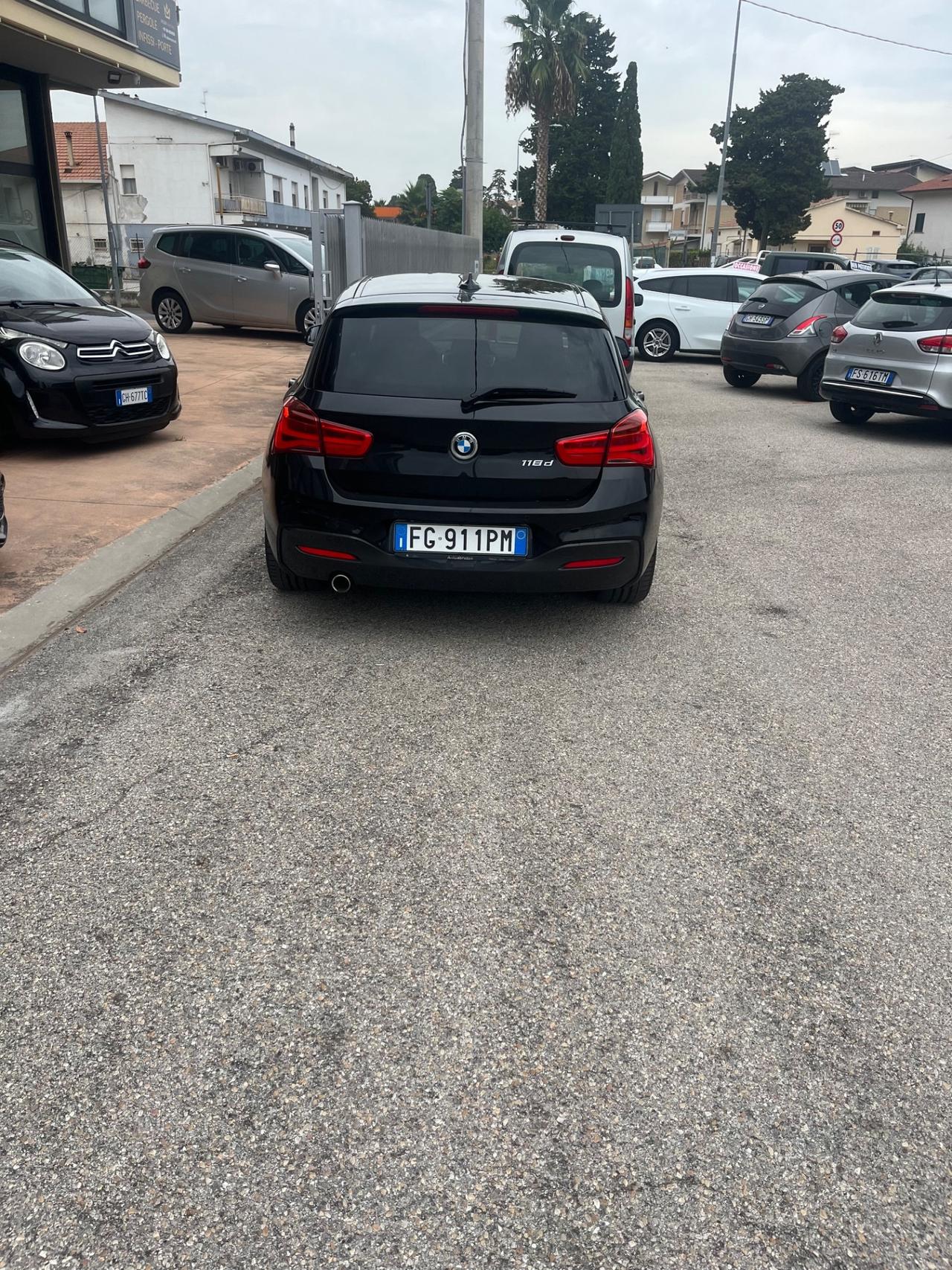 Bmw 118 118d 5p. Msport