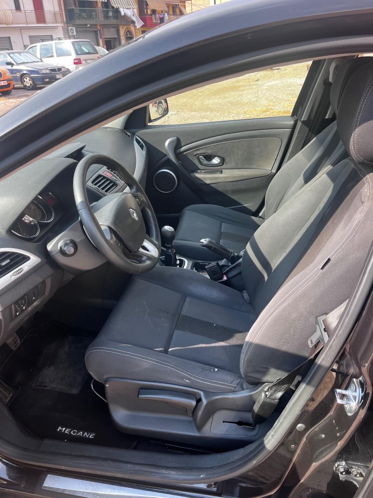 Renault Megane 1.5 dci Luxe-Dynamic permuta