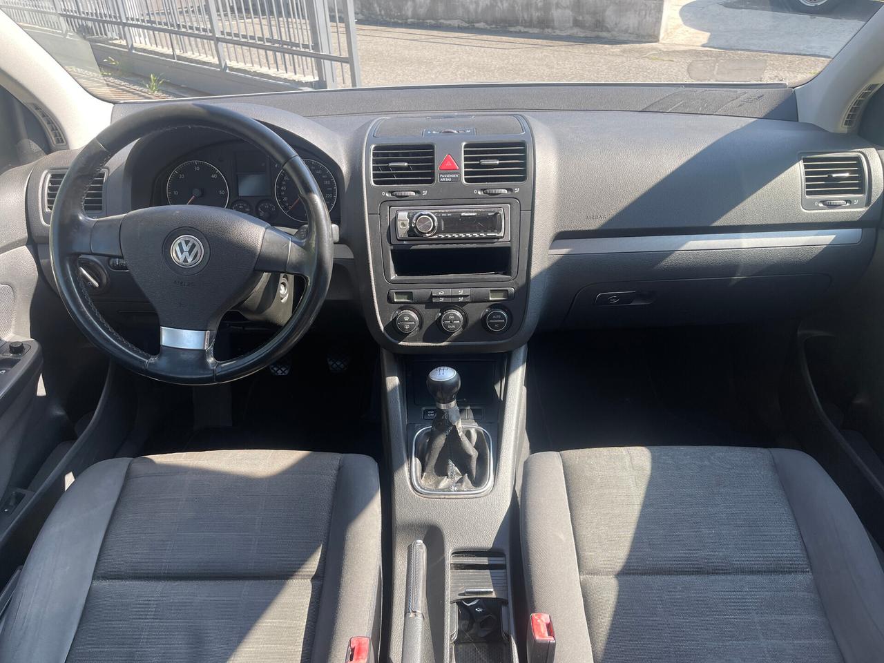 Volkswagen Golf 5p 1.900 TDI