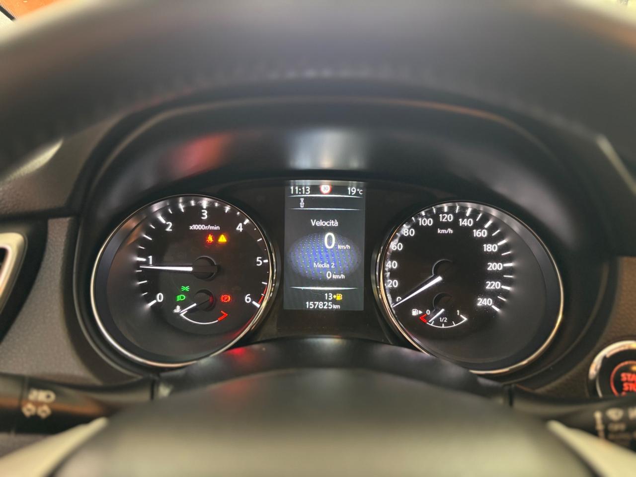 Nissan Qashqai 1.6 dCi 2WD Tekna tetto panoramico permute finanziamenti