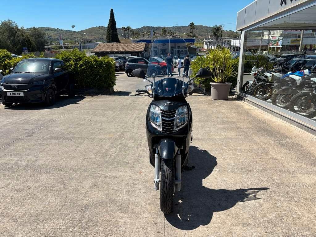 Malaguti Password 250 2005/ KM 13.000 Tuo a solo 16 Euro al mese