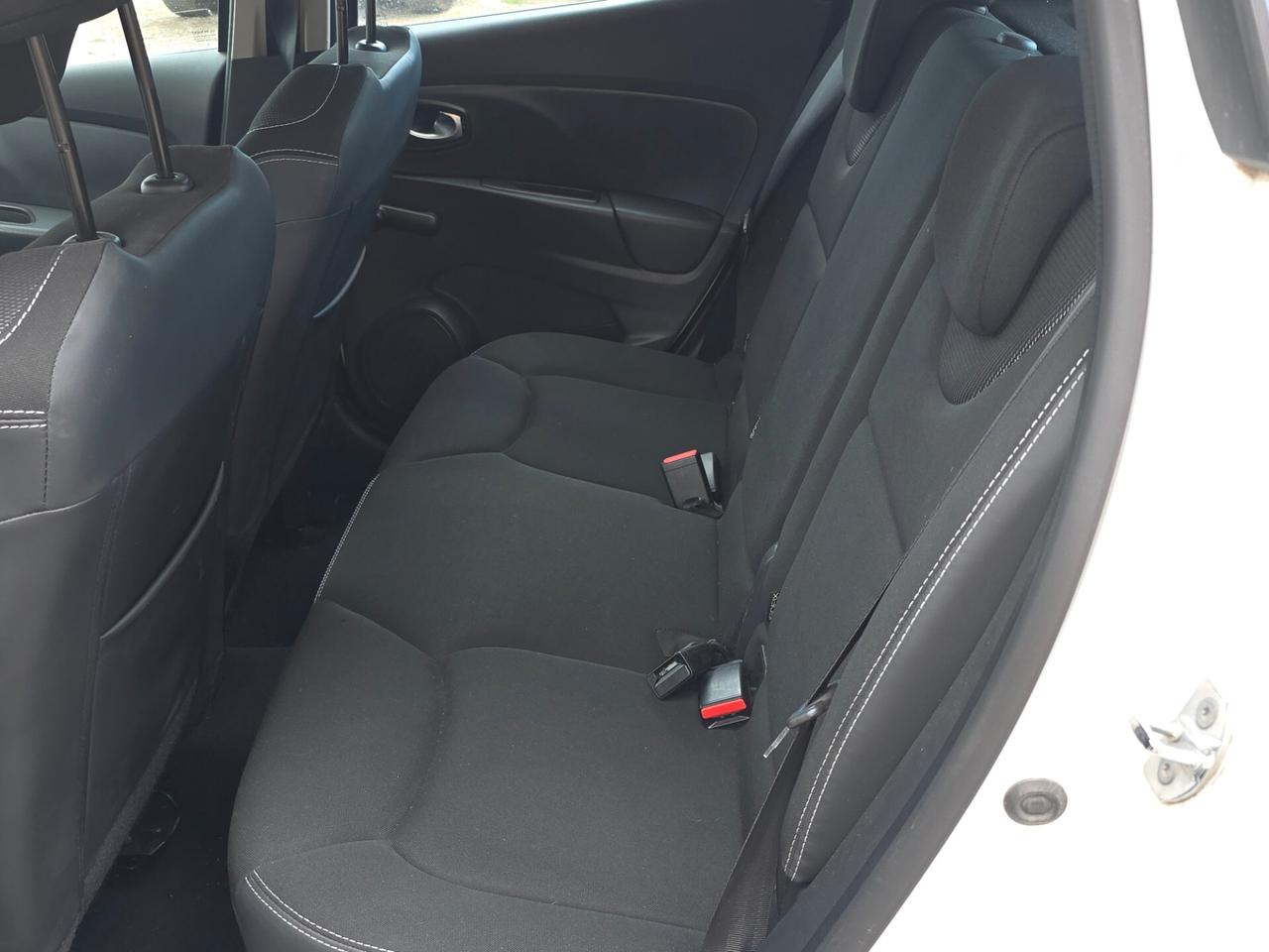 Renault Clio dCi 8V 75 CV 5 porte Moschino Zen
