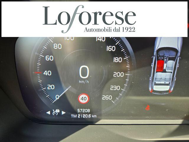 VOLVO XC40 D3 AWD Business