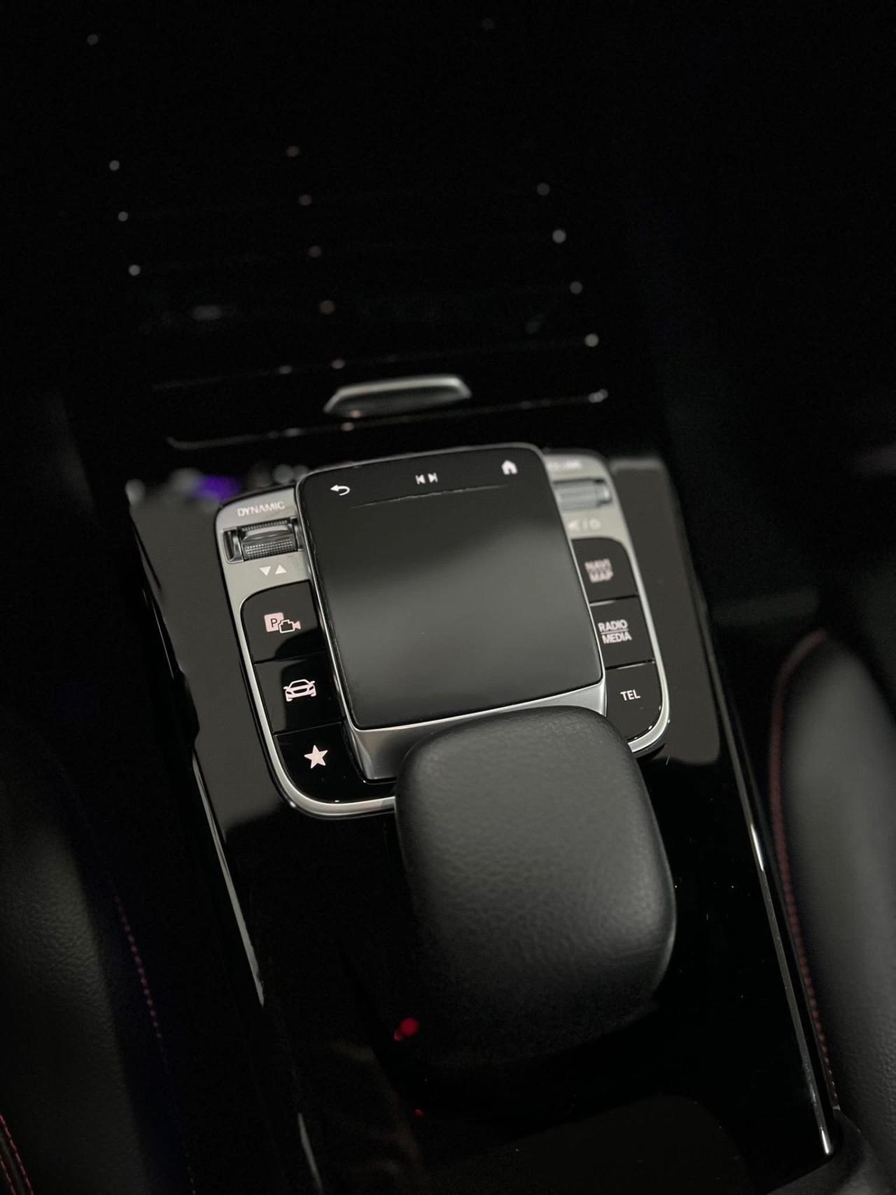 Mercedes Benz A180d Premium AMG aut. 116 cv