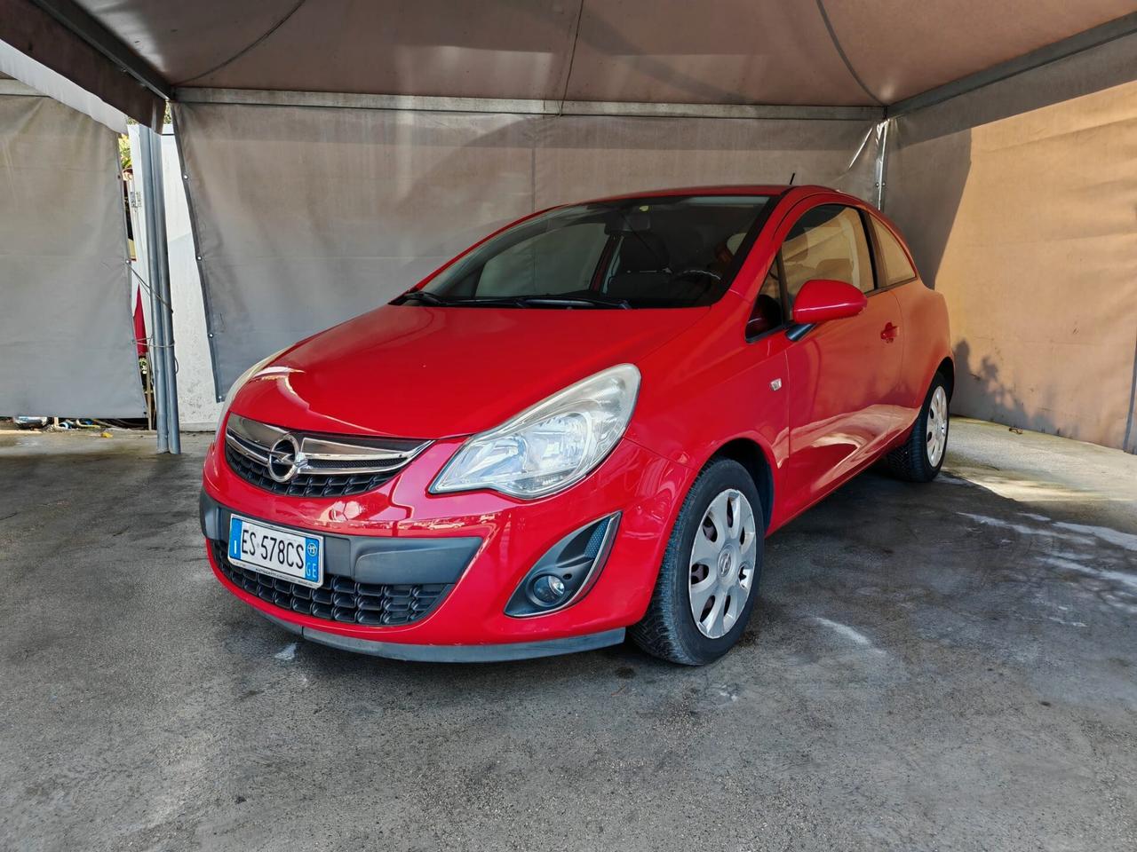 Opel Corsa 1.2 85CV 3 porte GPL-TECH b-color