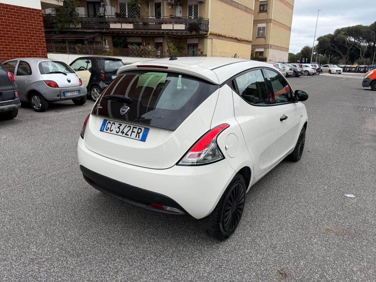 Lancia Ypsilon 1.0 5p Hyb. - PREZZO VERO -