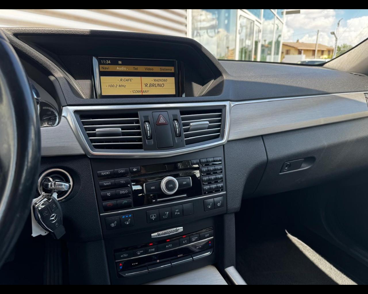 Mercedes-Benz CLASSE E 350 CGI BE AVANTGARDE AUTO