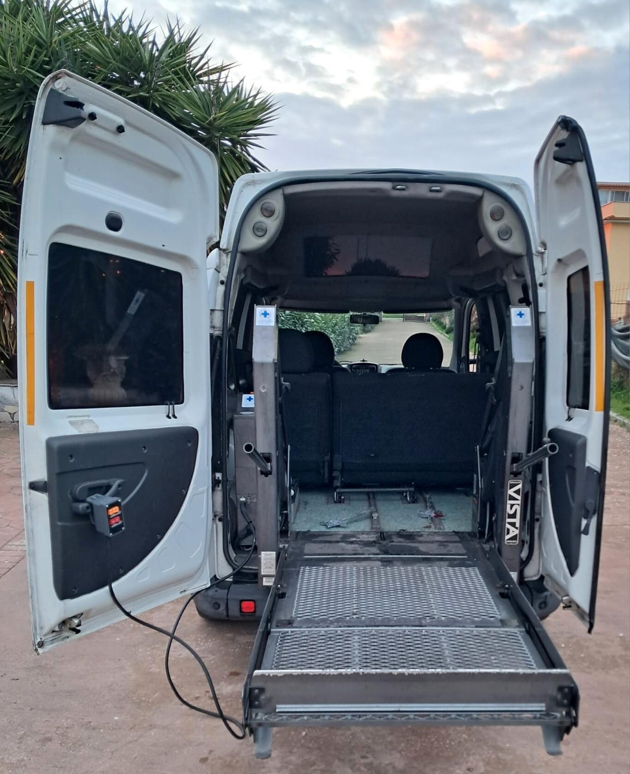 Fiat Doblo Doblò 1.9 120cv TETTO ALTO TRASPORTO DISABILI unipro'