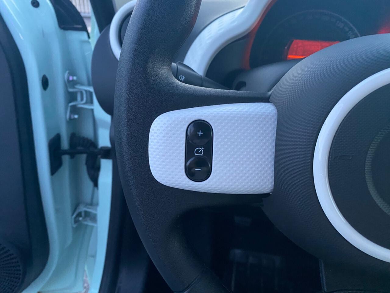Renault Twingo SCe 65cv Zen