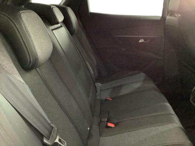 PEUGEOT 3008 BlueHDi 130 S&S EAT8 Allure Pack