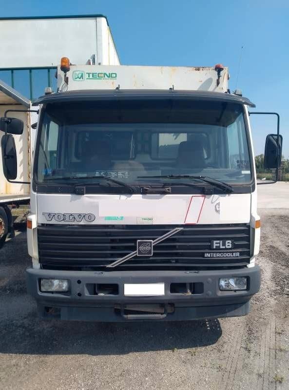 VOLVO FL 6 15 4X2 COMPATTATORE