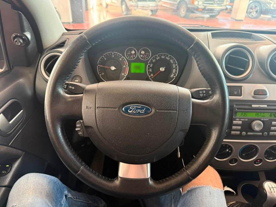 Ford Fiesta 1.4 TDCi 3p. Ghia