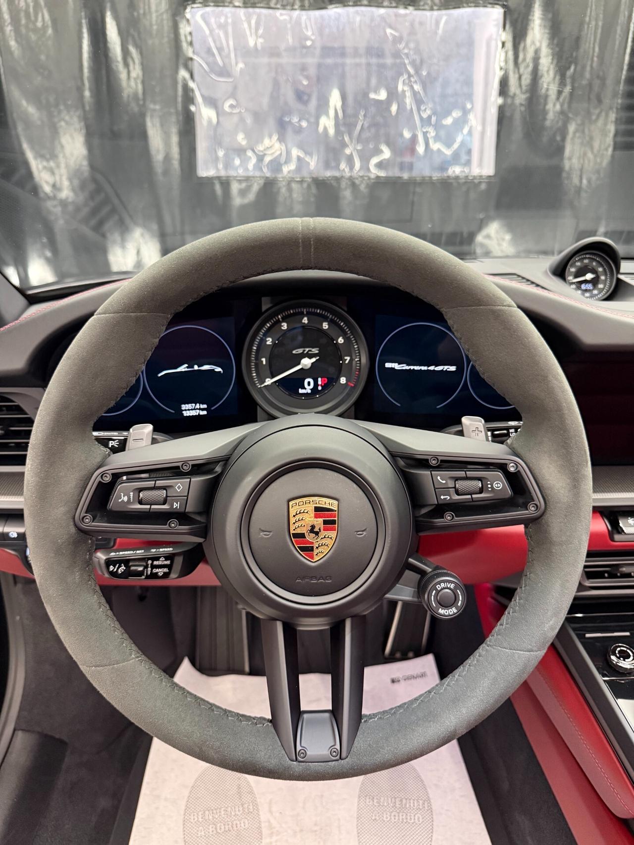 Porsche 911 Carrera 4 GTS Cabriolet