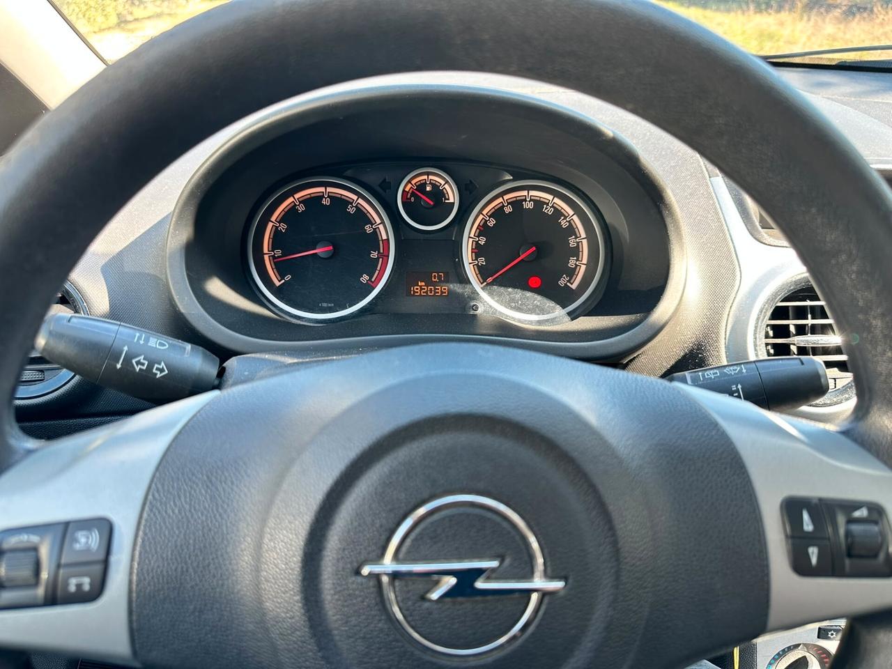 Opel Corsa 1.2 80CV 5 porte GPL-TECH Edition