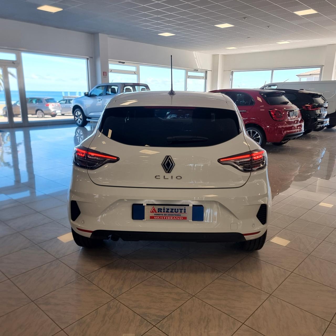 RENAULT CLIO EVOLUTION 1.5 dCi 100cv