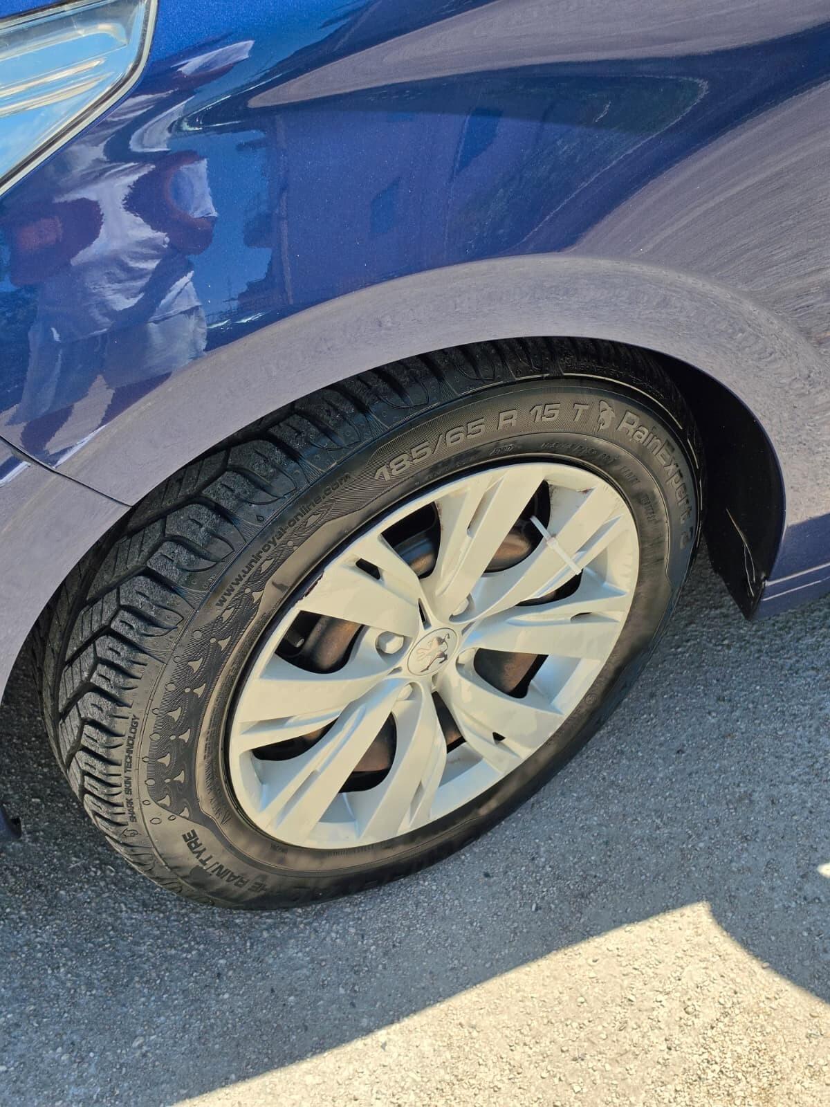 Peugeot 208 1.2 VTi 82 CV 5 porte Active