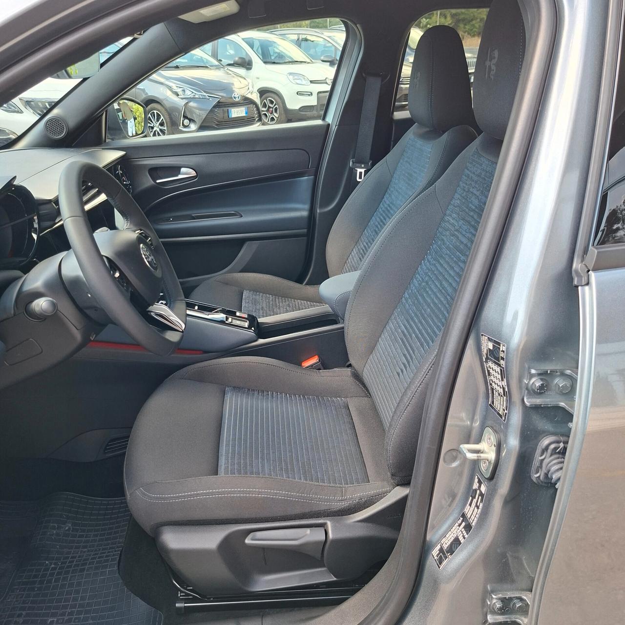 Alfa Romeo Junior 1.2 Hybrid 145cv Edct6 Speciale