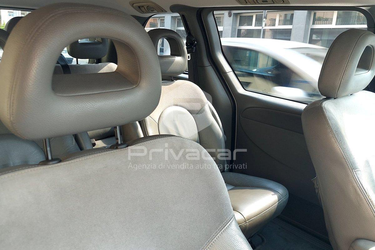 CHRYSLER Voyager 2.5 CRD cat LE