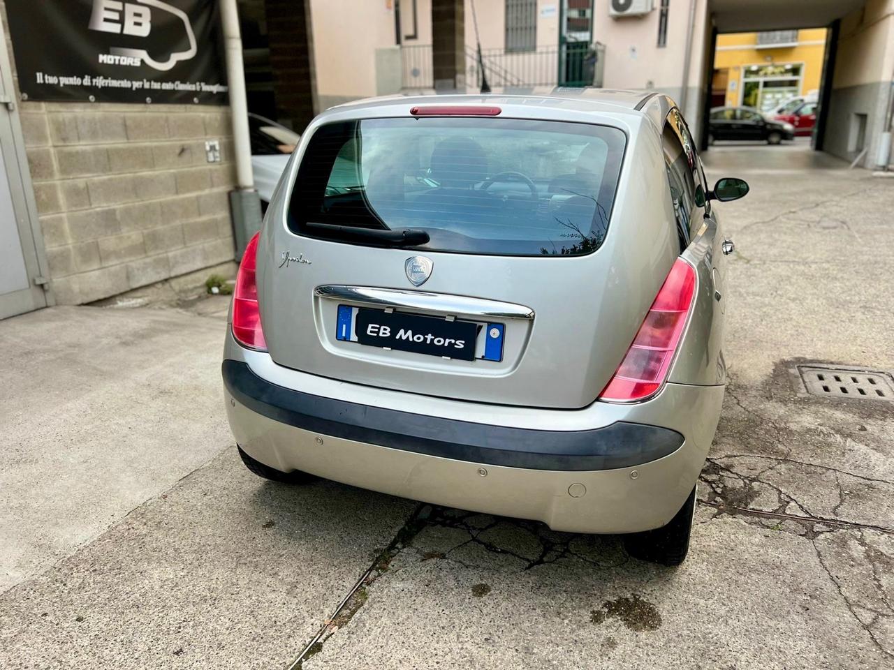 Lancia Ypsilon 1.2 60cv Argento Euro4