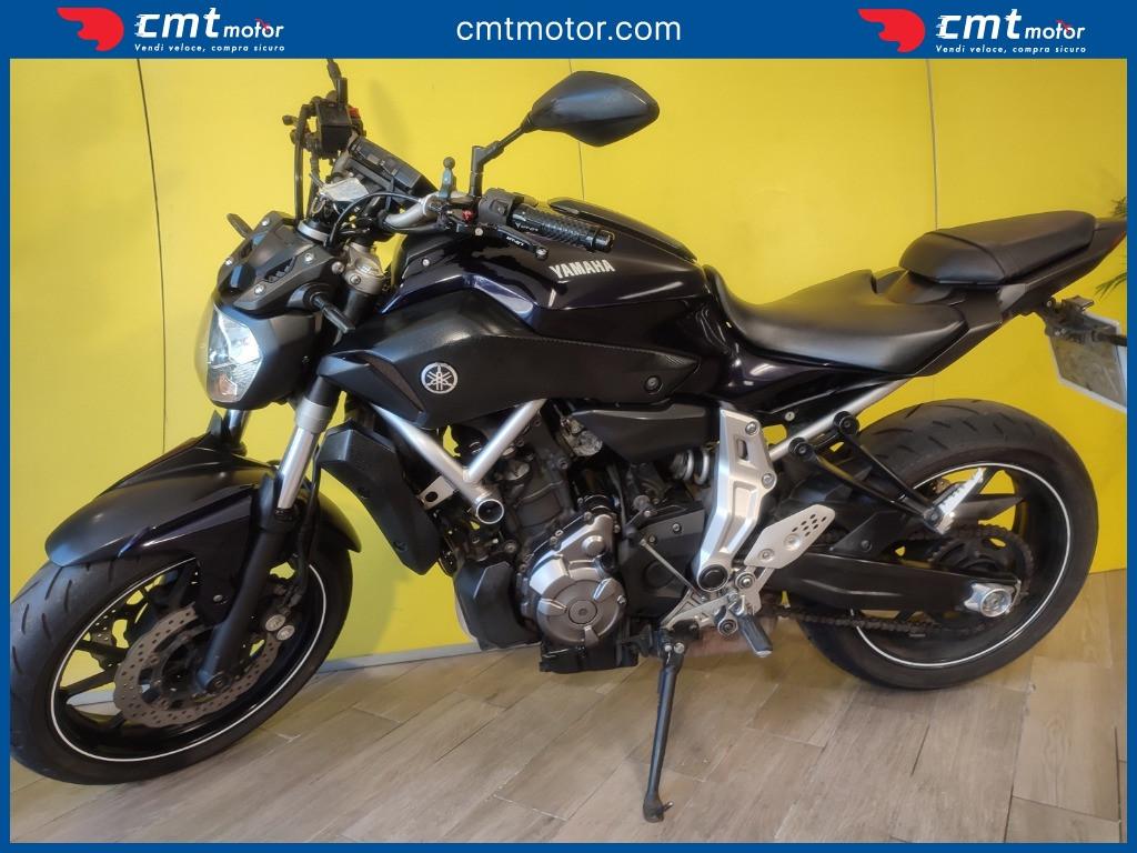 Yamaha MT-07 - 2015