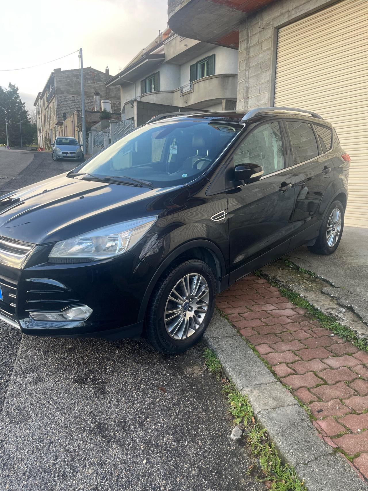 Ford Kuga 2.0 TDCI 163 CV 4WD Powershift Titanium X