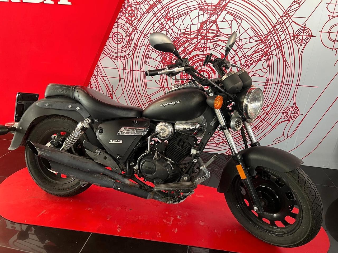 Keeway Superlight 125 2021