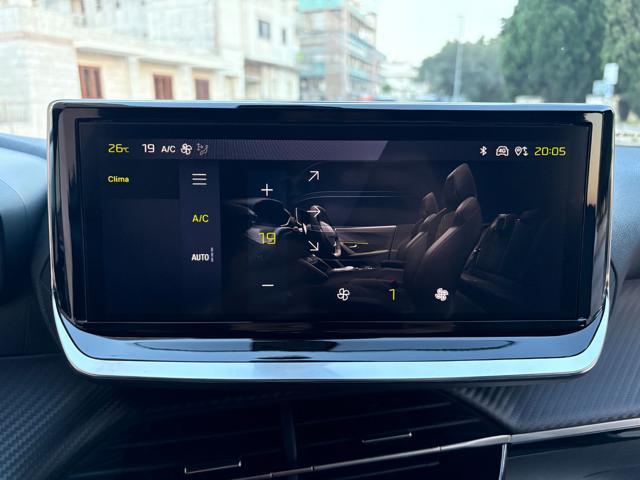 PEUGEOT 2008 Hybrid 145 e-DCS6 Allure