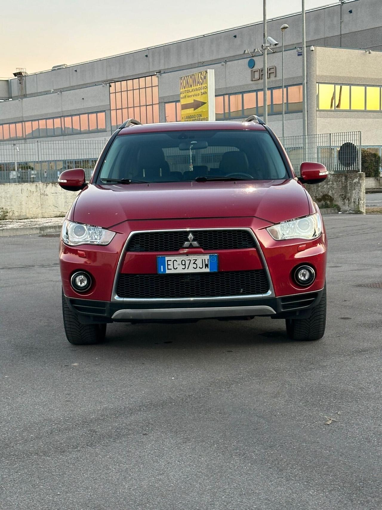 Mitsubishi Outlander 2.2 DI-D Intense DPF