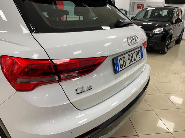 AUDI Q3 35 TDI S tronic Business Advanced