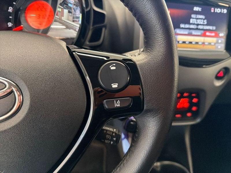 Toyota Aygo 1.0 VVT-i x-play