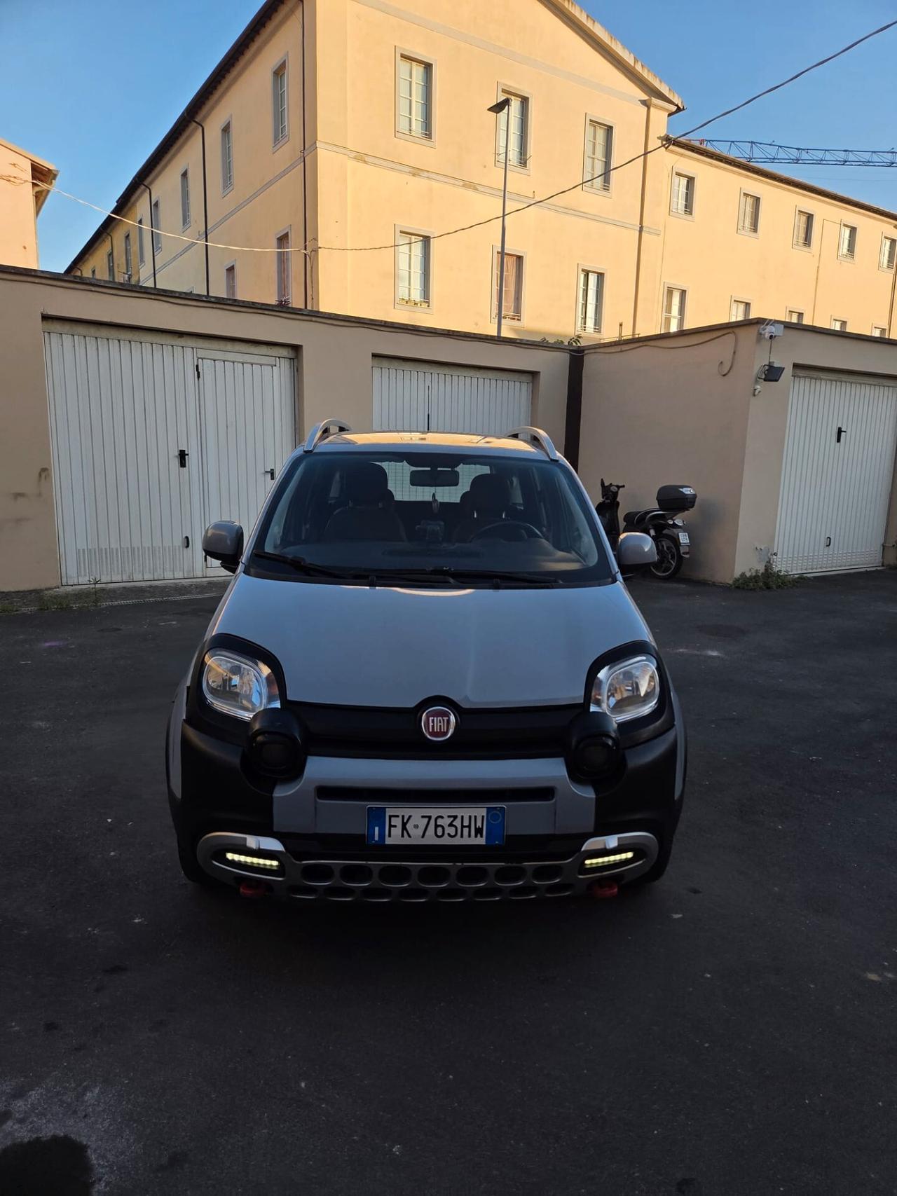 Fiat Panda Cross 1.3 MJT 95 CV S&S 4x4 perfetta unico proprietario garanzia 12 mesi
