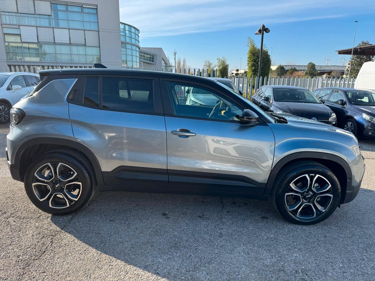 Jeep Avenger 1.2 Turbo 100 CV Summit