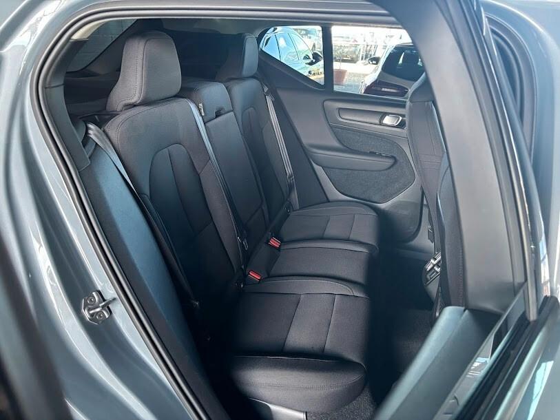 Volvo XC40 B4 AWD Geartronic Momentum Pro
