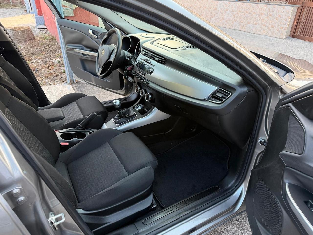 Alfa Romeo Giulietta 1.4 Turbo 120 CV GPL Distinctive