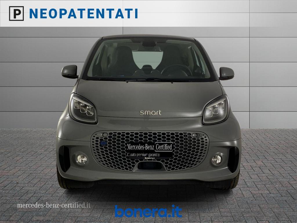 Smart fortwo 4,6kW EQ racingrey