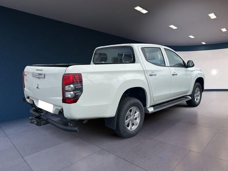 Mitsubishi L200 2B Free L200 Cab VI 2019 L200 d.cab 2.3d Invite Connect 4wd 150cv