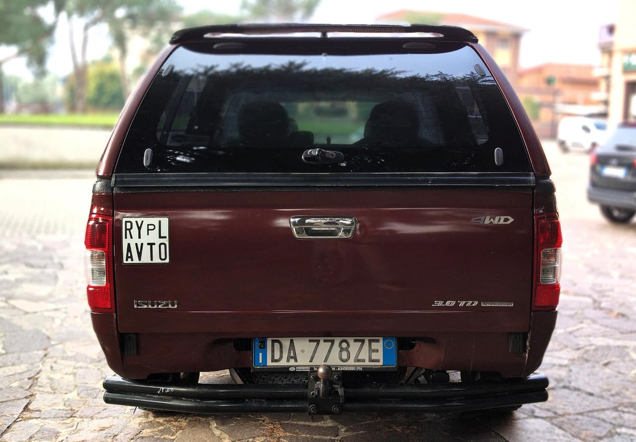Isuzu D-Max 3.0 TD 4WD Aut e Gancio PICK UP