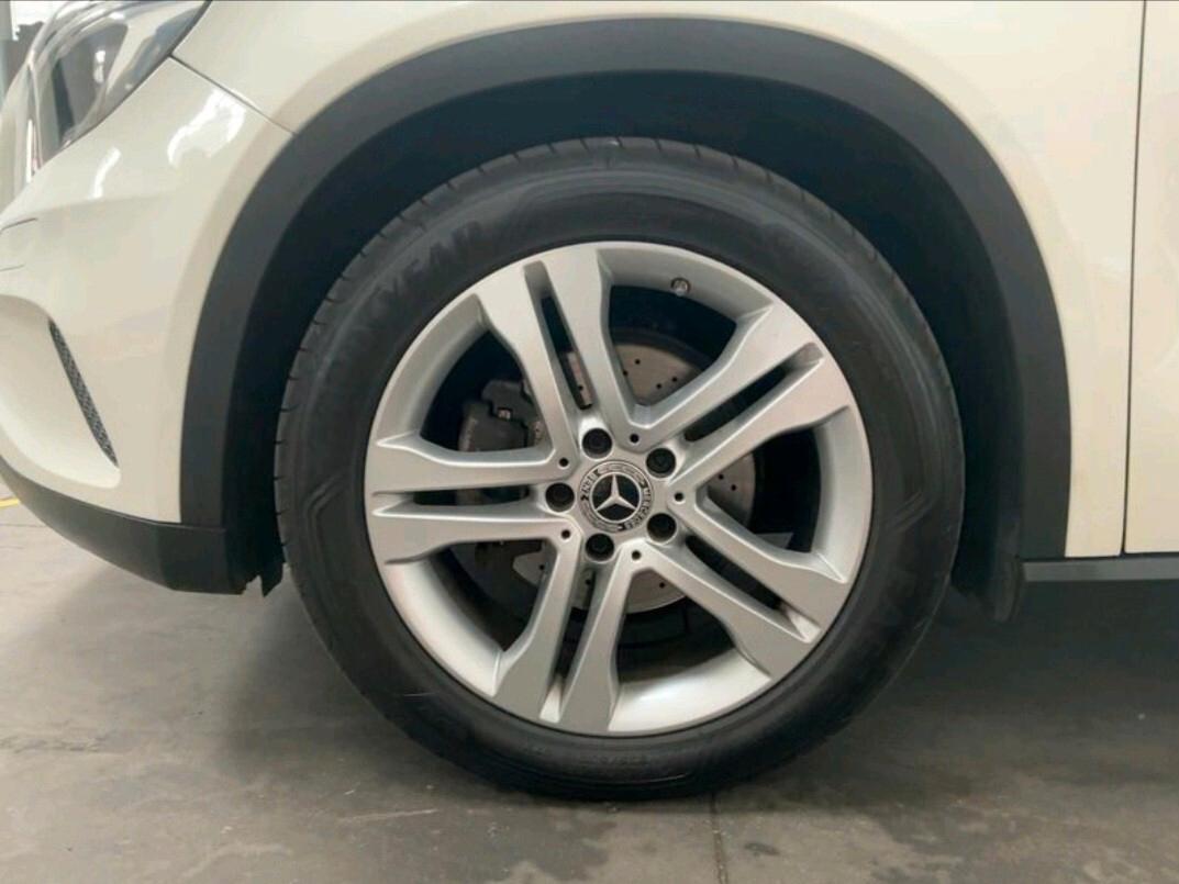 Mercedes-benz GLA 180 d Automatic Sport