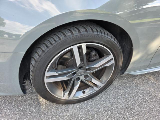 AUDI A4 Avant 35 TDI/163 CV S tronic S line edition